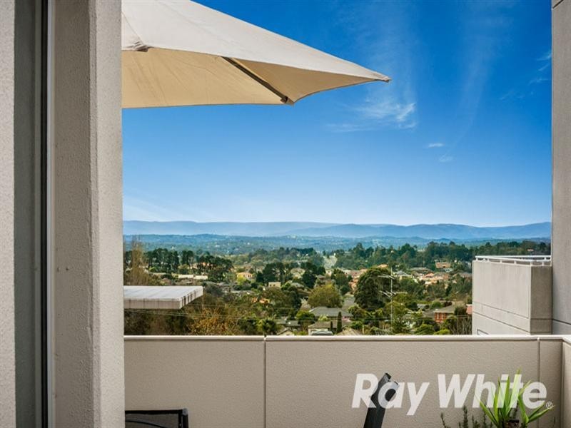 204/18 Berkeley Street, Doncaster VIC 3108