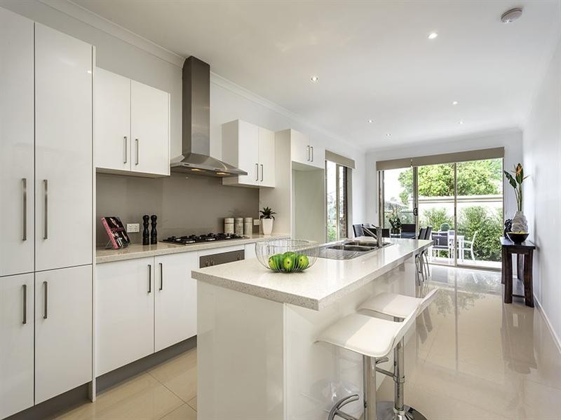 2/13 Lilac Court, Blackburn North VIC 3130