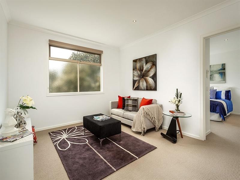 2/13 Lilac Court, Blackburn North VIC 3130
