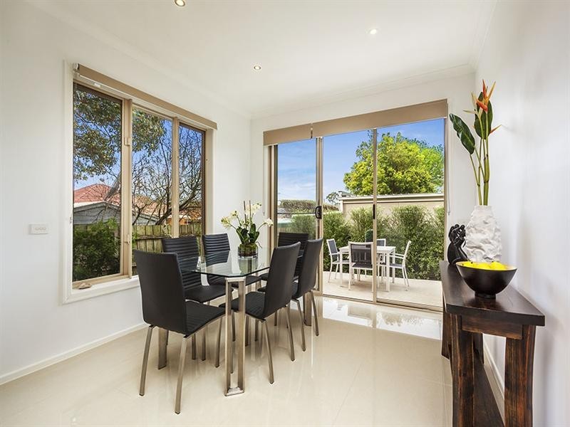 2/13 Lilac Court, Blackburn North VIC 3130