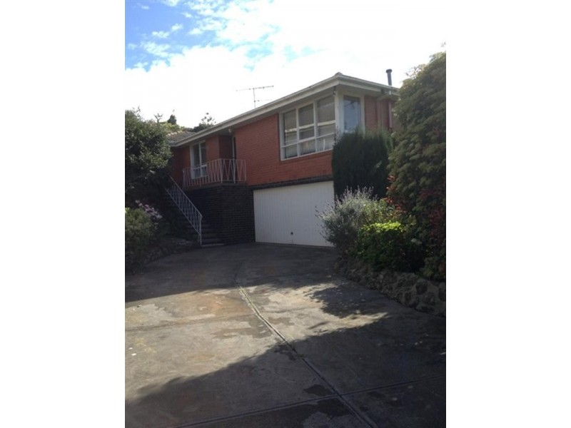 57 Furneaux Grove, Bulleen VIC 3105