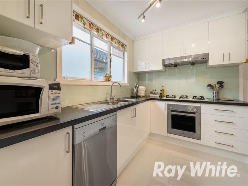 1/11 Chapman Street, Blackburn North VIC 3130