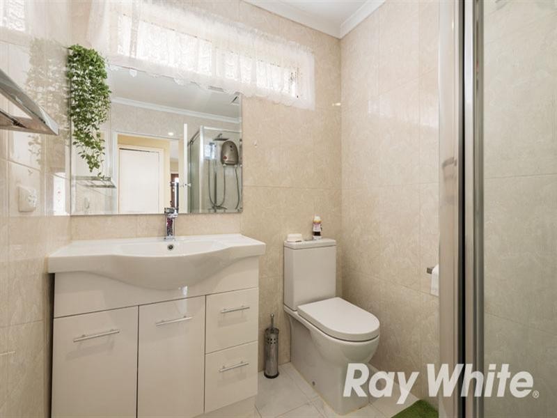 1/11 Chapman Street, Blackburn North VIC 3130