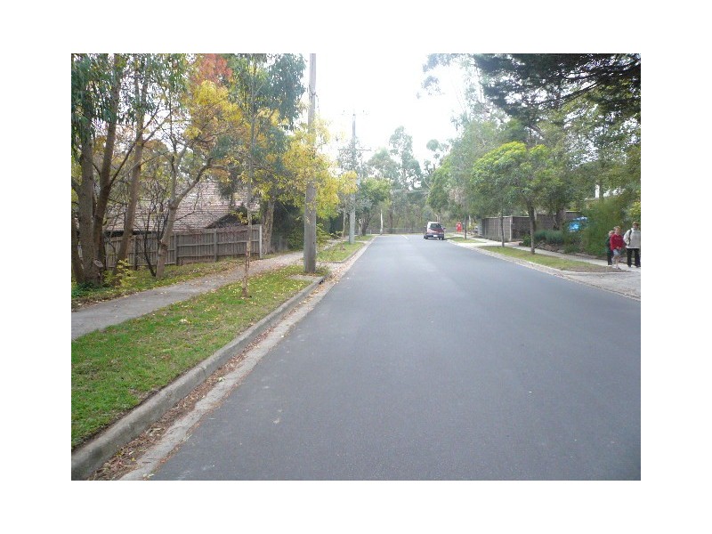 1 Halley Street, Blackburn VIC 3130