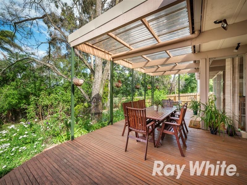 1 Verona Street, Vermont South VIC 3133