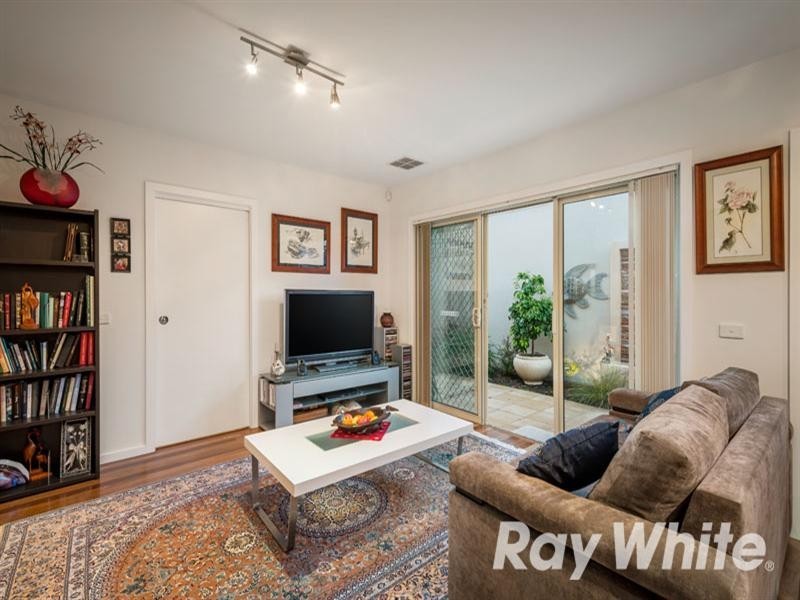 1/335 Canterbury Road, Forest Hill VIC 3131