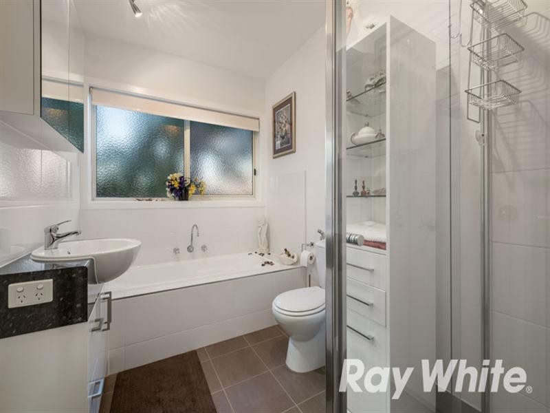 1/335 Canterbury Road, Forest Hill VIC 3131