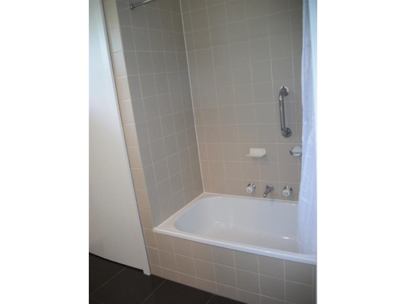 4/317 Blackburn Road, Burwood East VIC 3151