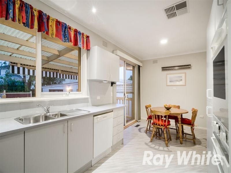 52 Lasiandra Avenue, Forest Hill VIC 3131