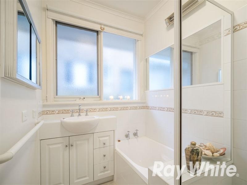 52 Lasiandra Avenue, Forest Hill VIC 3131