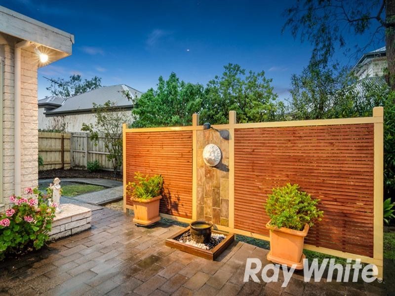 52 Lasiandra Avenue, Forest Hill VIC 3131