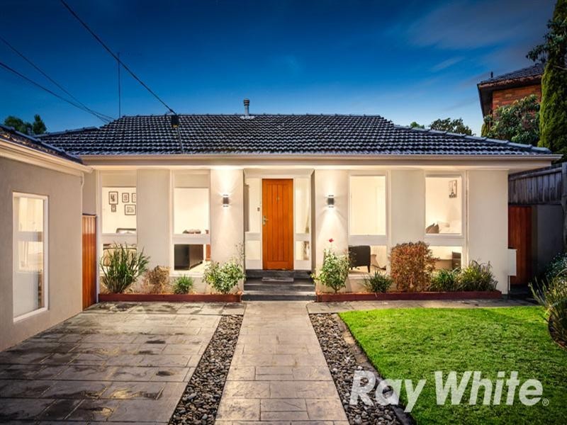18 Fankhauser Drive, Vermont South VIC 3133