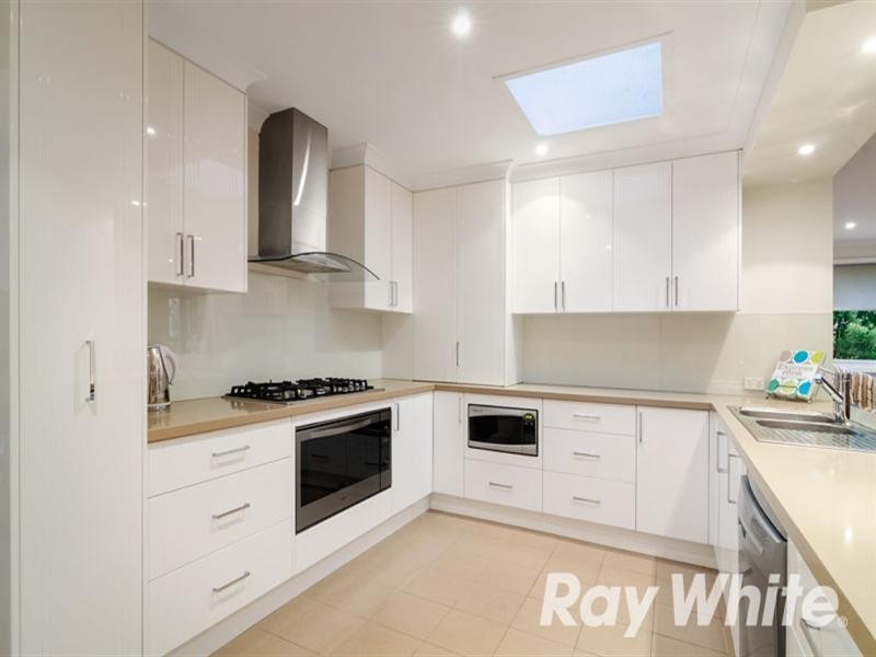 18 Fankhauser Drive, Vermont South VIC 3133