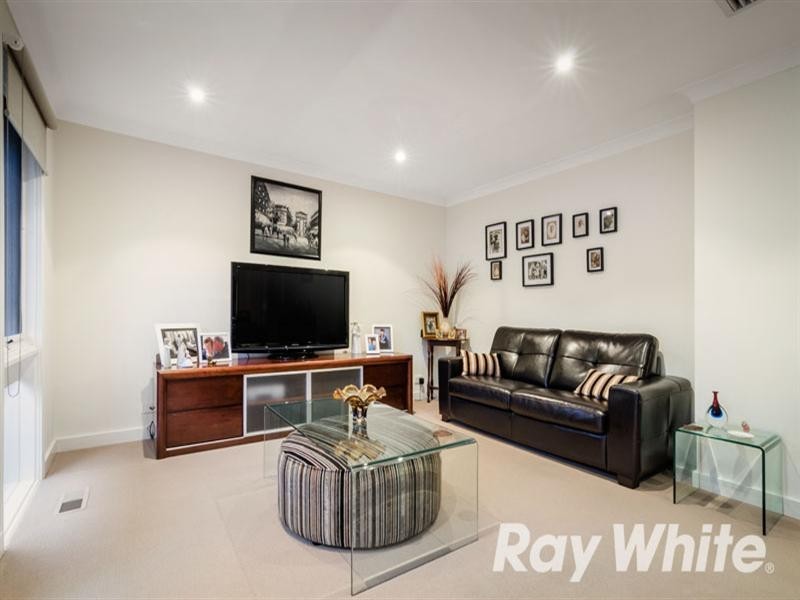 18 Fankhauser Drive, Vermont South VIC 3133