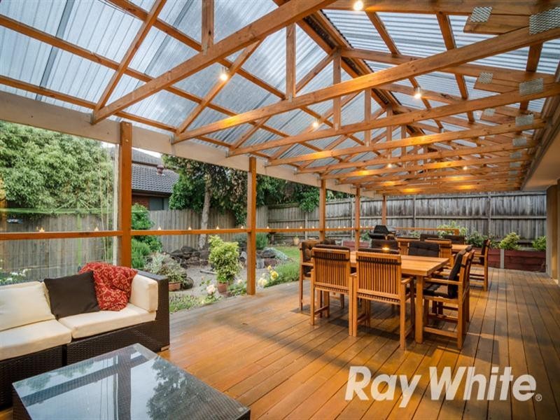 18 Fankhauser Drive, Vermont South VIC 3133