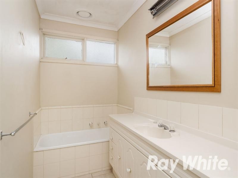 4 Consort Avenue, Vermont South VIC 3133