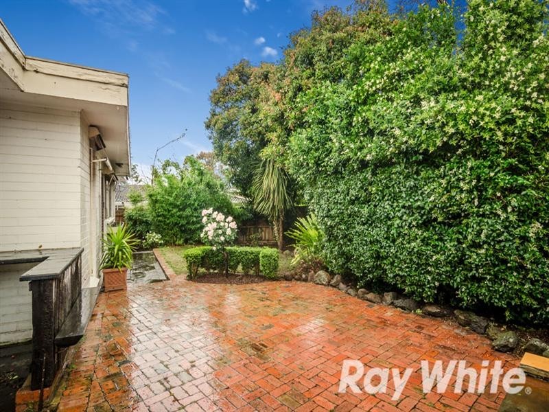4 Consort Avenue, Vermont South VIC 3133
