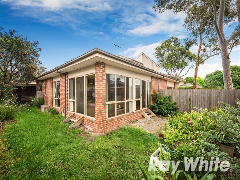 3/9 Poole Street, Burwood VIC 3125