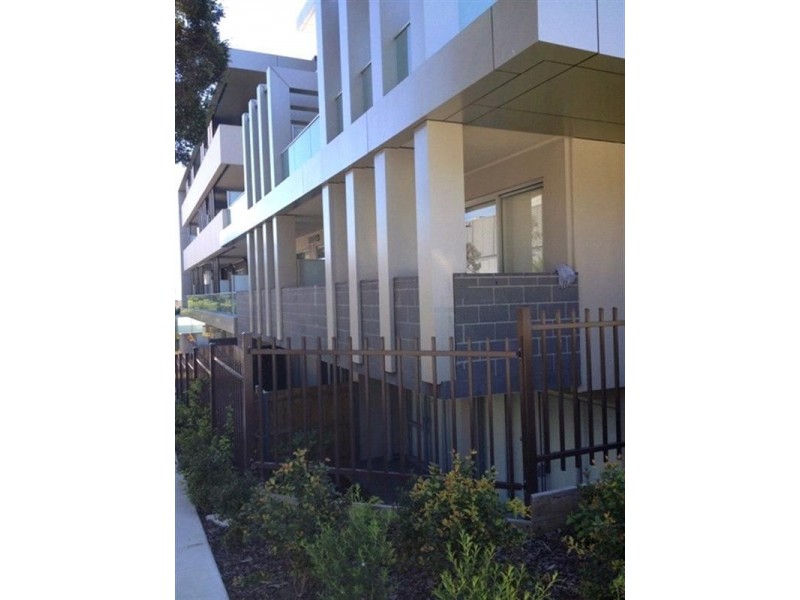 204/18 Berkeley Street, Doncaster VIC 3108