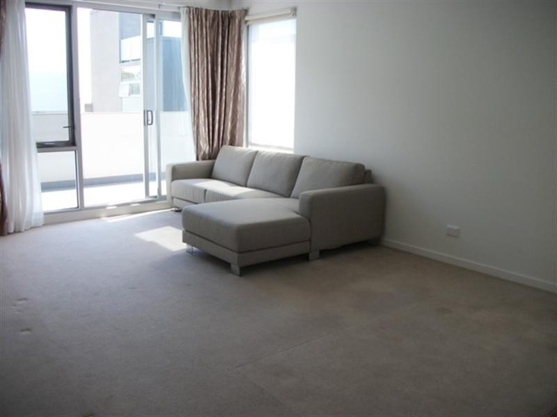 204/18 Berkeley Street, Doncaster VIC 3108