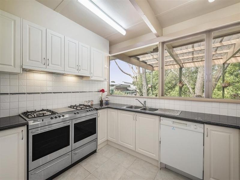 1 Verona Street, Vermont South VIC 3133