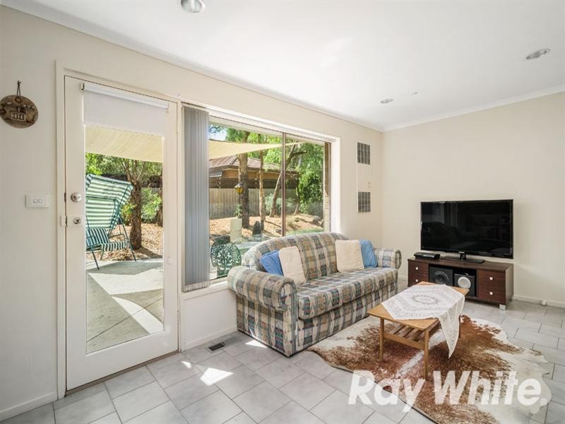 49 Joseph Street, Blackburn North VIC 3130