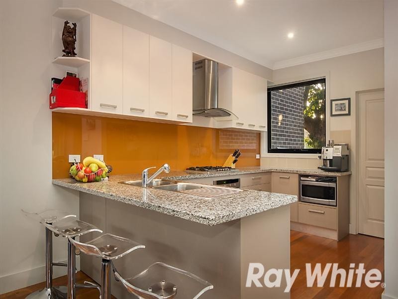 12 Finlayson Street, Doncaster VIC 3108