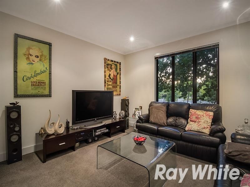 12 Finlayson Street, Doncaster VIC 3108