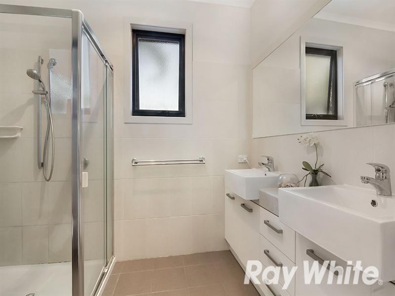 12 Finlayson Street, Doncaster VIC 3108