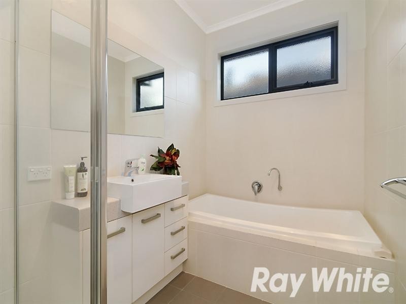 12 Finlayson Street, Doncaster VIC 3108