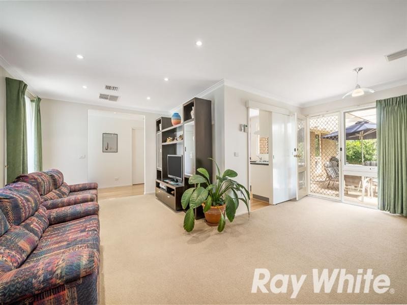 37 Grant Drive, Bayswater North VIC 3153