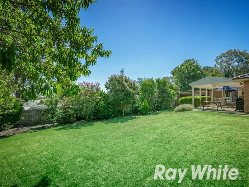 37 Grant Drive, Bayswater North VIC 3153