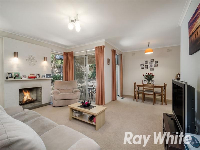 24 Thornhill Drive, Forest Hill VIC 3131