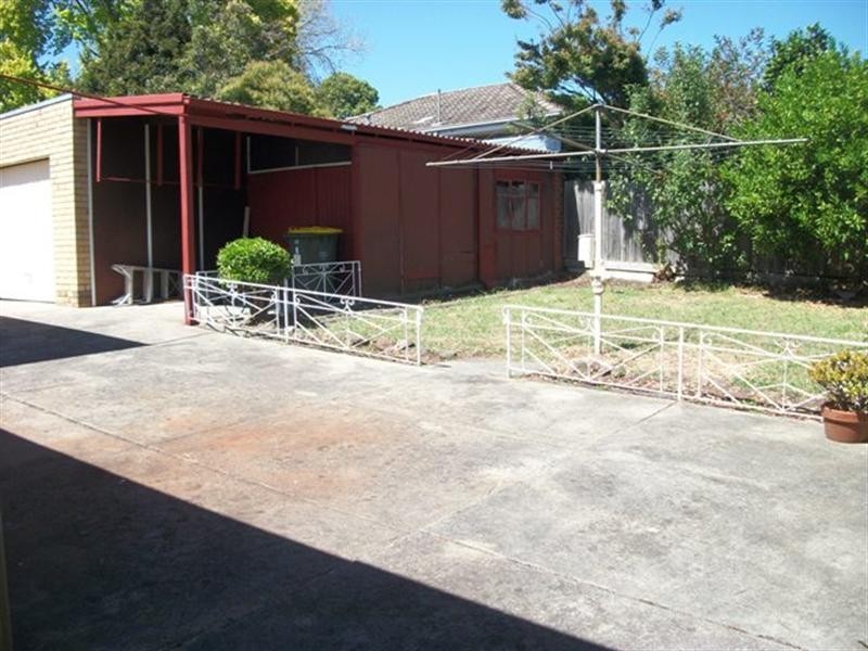 82 Canterbury Road, Blackburn South VIC 3130