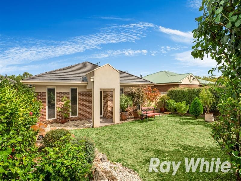 1/84 Surrey Road, Blackburn North VIC 3130