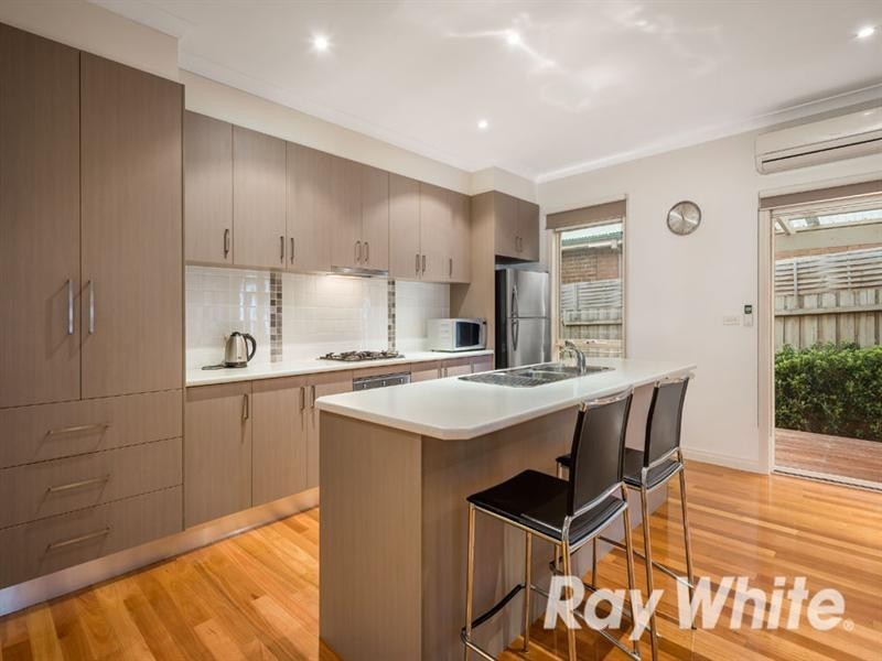 1/84 Surrey Road, Blackburn North VIC 3130