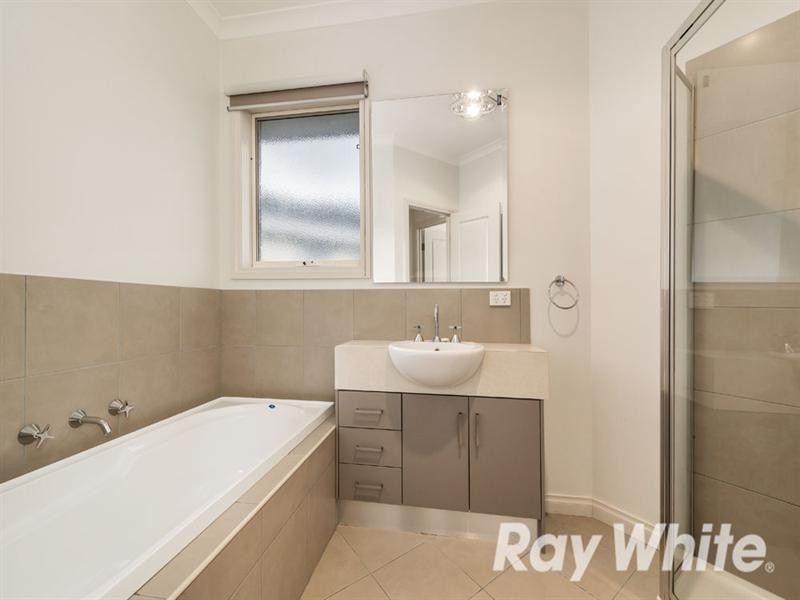 1/84 Surrey Road, Blackburn North VIC 3130