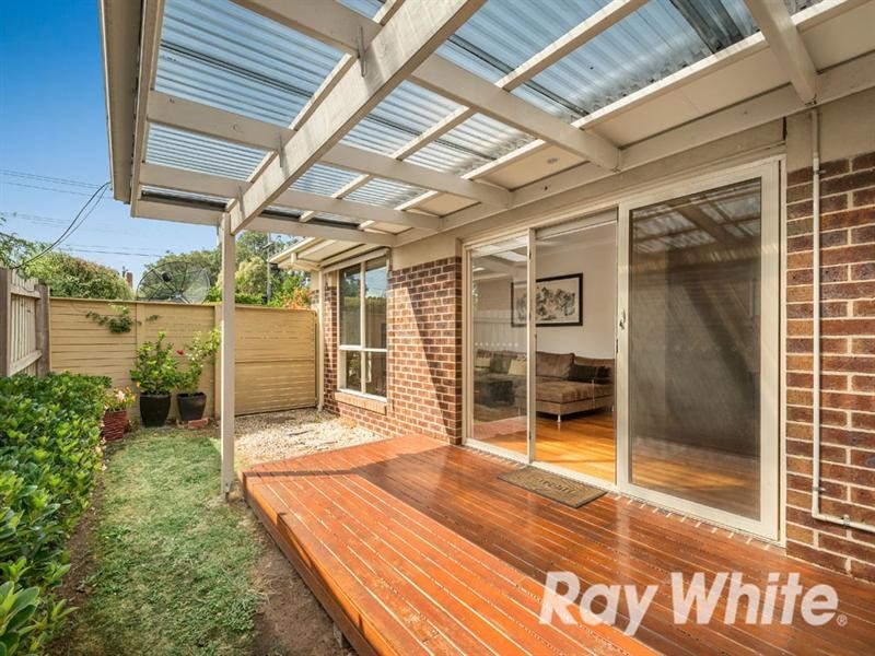 1/84 Surrey Road, Blackburn North VIC 3130