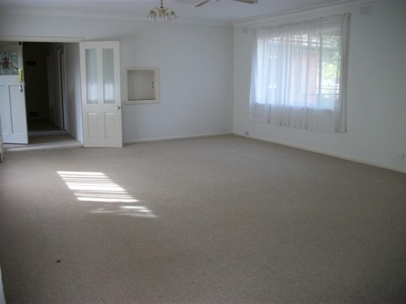 14 Cluney Court, Blackburn South VIC 3130