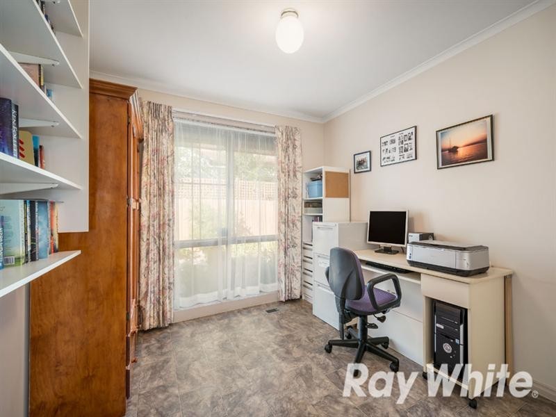 1/16 Maple Street, Blackburn VIC 3130