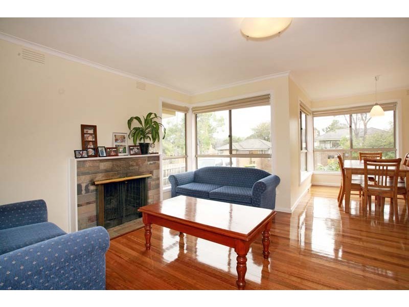 33 Toogoods Rise, Box Hill North VIC 3129