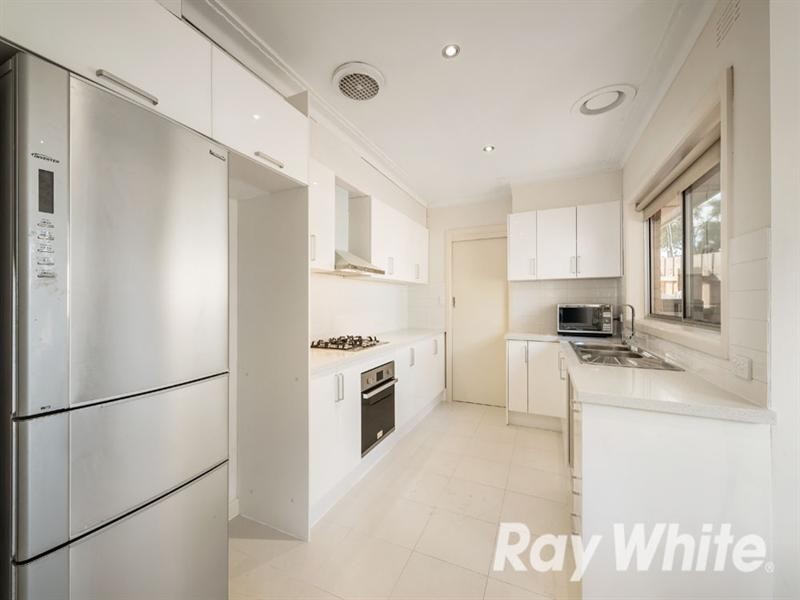 76 Vicki Street, Forest Hill VIC 3131