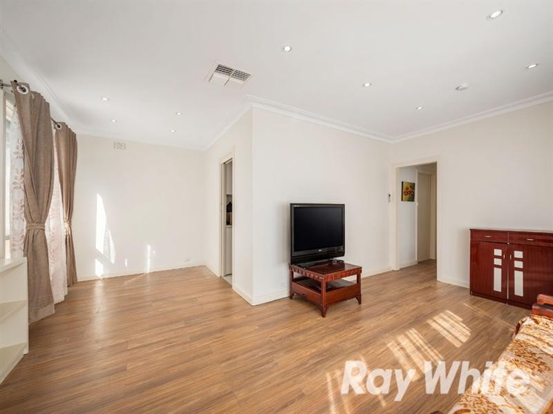 76 Vicki Street, Forest Hill VIC 3131