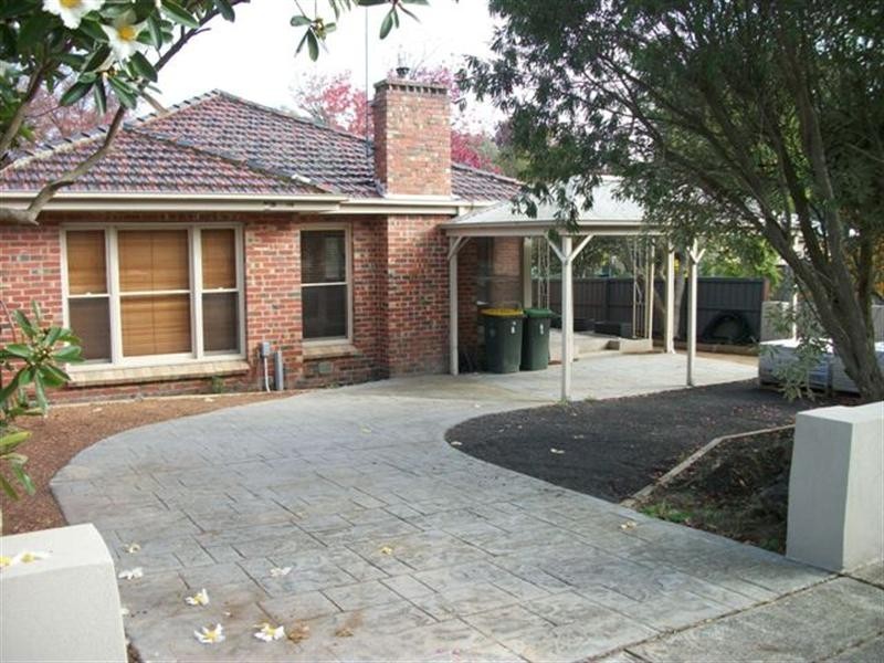 16 Pakenham Street, Blackburn VIC 3130