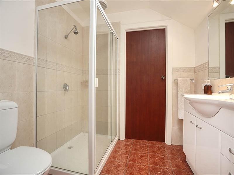 33 Sheehans Road, Blackburn VIC 3130