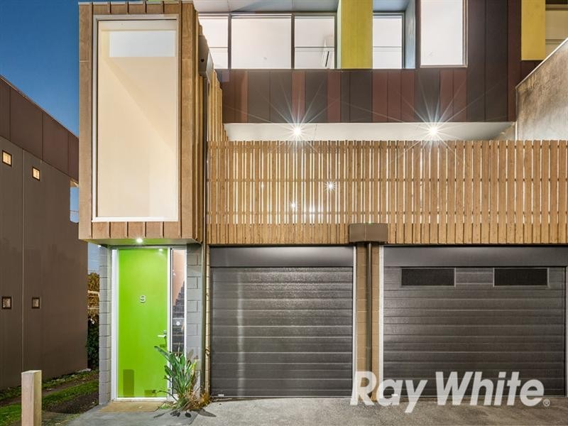 9/15-17 Railway Road, Blackburn VIC 3130