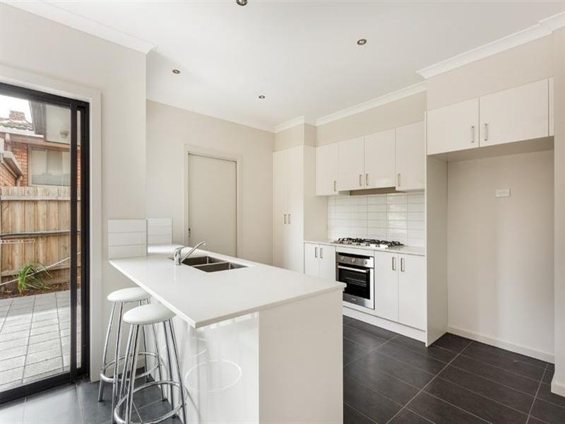 4/4 Kingsnorth Street, Doncaster VIC 3108