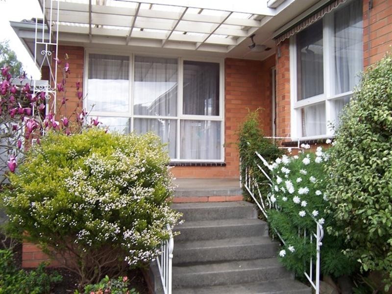 10 Raleigh Street, Blackburn South VIC 3130