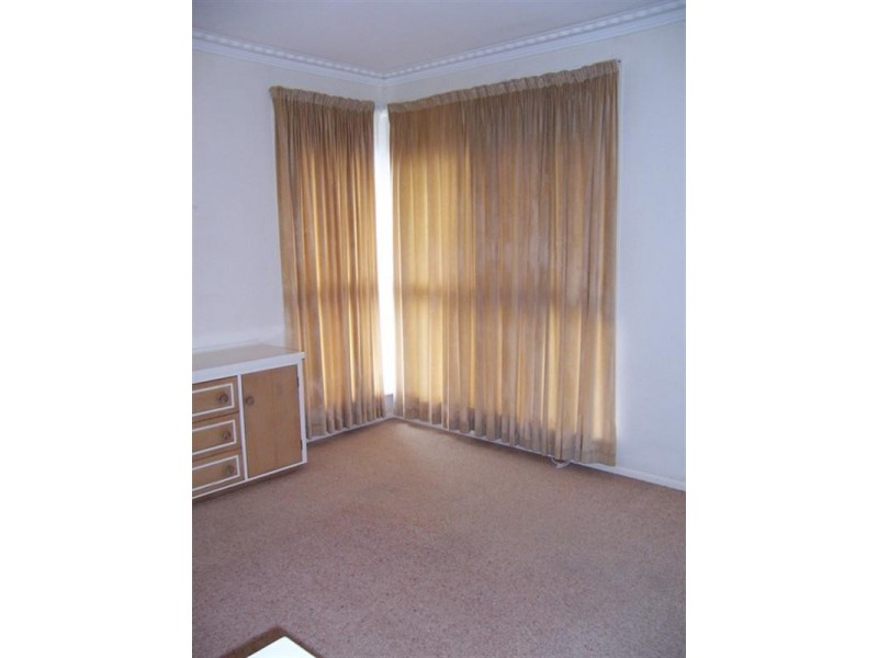 10 Raleigh Street, Blackburn South VIC 3130