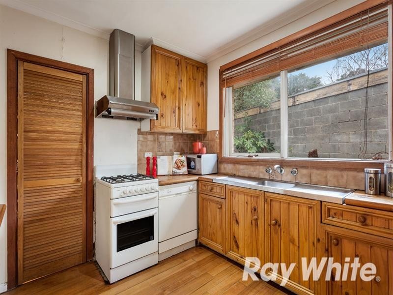 12 Andrew Street, Vermont VIC 3133